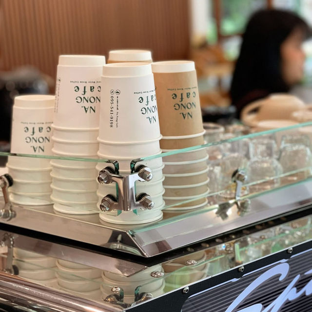 ณ.ณอง คาเฟ่ (Na Nong Cafe)