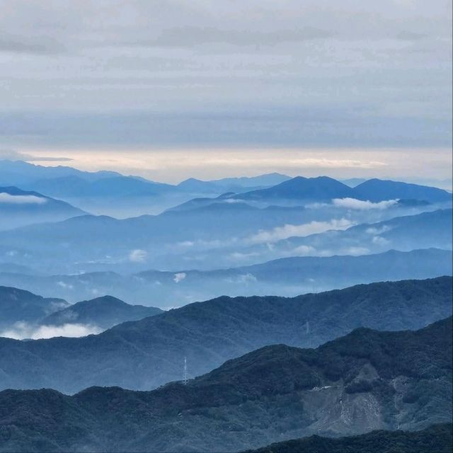 Hidden Gem Alert, Hwangaksan