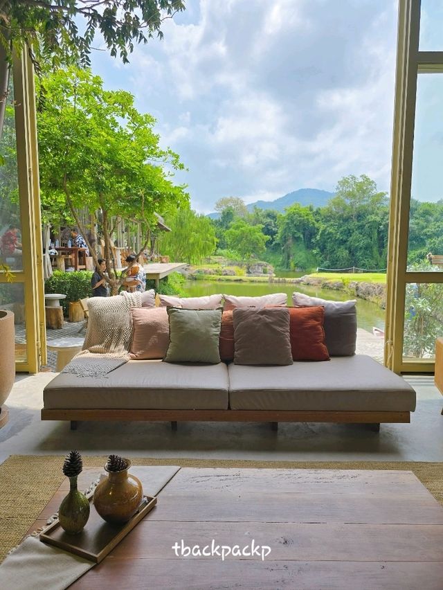 Cafe ที่บางแสน ฟีลเขาใหญ่ Serene House Cafe 🏡