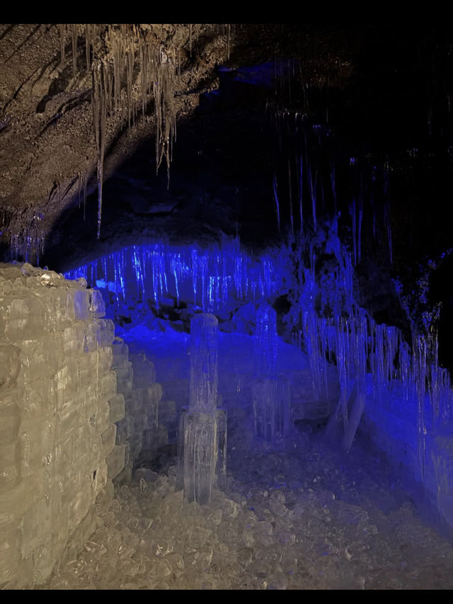 ❄️夏でもひんやり！神秘の洞窟・富岳風穴で非日常体験🌋