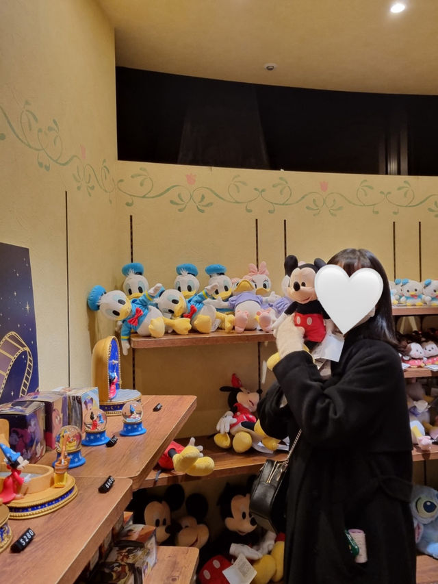 도쿄 감성 가득한 하루, 롯폰기부터 디즈니스토어까지