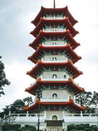 🌸✨ Escape to Chinese Garden – Singapore’s Secret Chill Spot! 🏯🌳