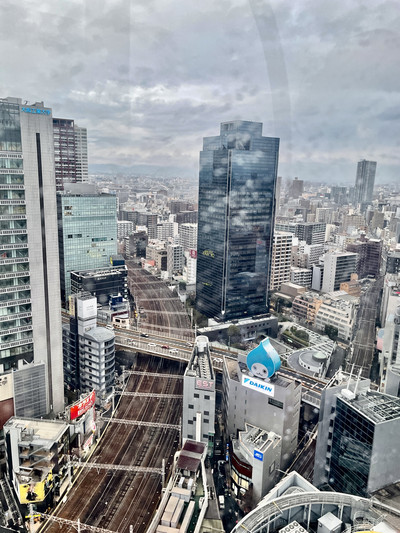 빨간 관람차가 이끄는 하루🎡 HEP FIVE 팁 가이드 | 트립닷컴 오사카