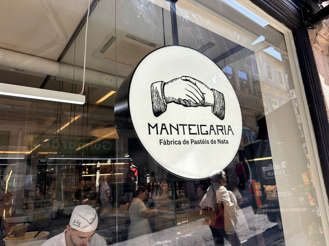 【Manteigaria – Fábrica de Pastéis de Nata｜ポルトの絶品パステル・デ・ナタ専門店