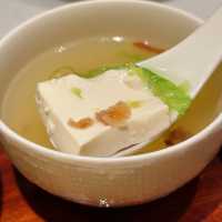 Chatterbox Cafe 文華海南雞表表姐 