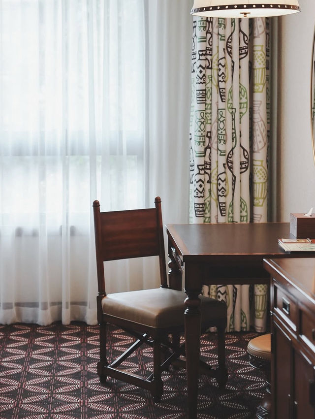 Disney Explorers Lodge
