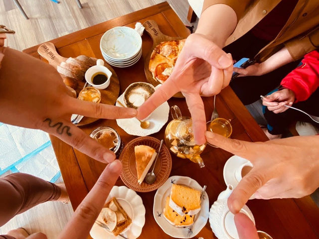 在尖石鄉Tsui Cafe凝望著飄渺山嵐及享受靜謐的午後