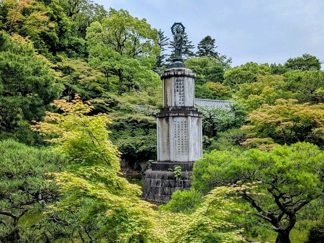 京都 | 友禪苑，紀念友禪染創始人誕辰300年的山水庭園