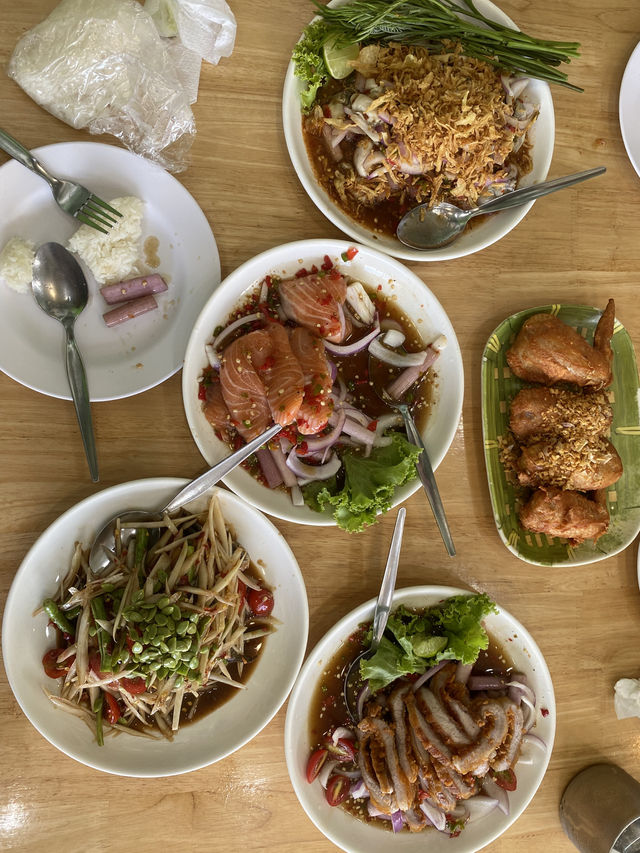 “ตำแซ่บ by Zine” ร้านอาหารอีสานจัดจ้านที่ต้องมาโดน