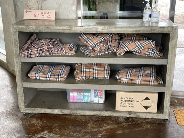 제주도 새별오름 뷰 + 빈티지 감성 카페 새빌