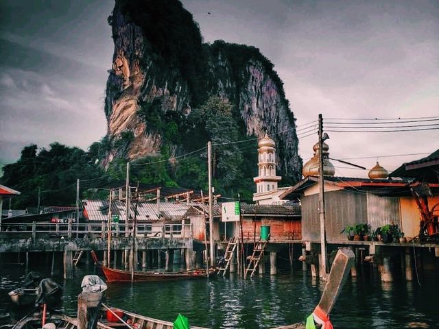 🌴 เกาะปันหยี…หมู่บ้านลอยน้ำกลางทะเลอันดามัน 🌊