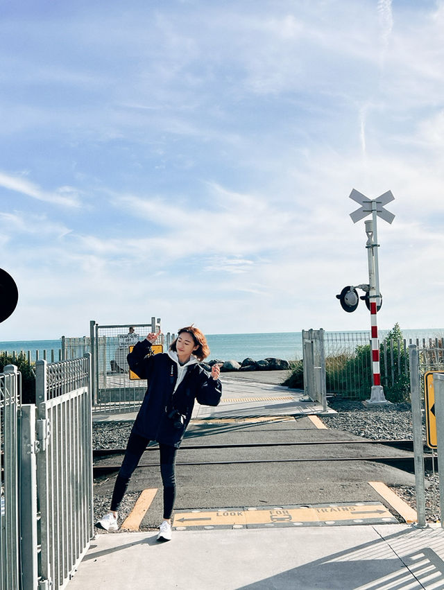 🚦 New Plymouth 海邊鐵道平交道｜紐西蘭版灌籃高手場景？