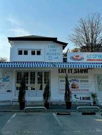 French dessert restaurant