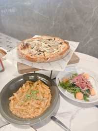 觀塘隱世型格風意大利Cafe  主打手工意粉同Pizza 