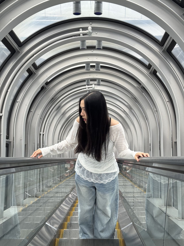 จุดชมวิวกลางเมืองโอซาก้า Umeda Sky Building