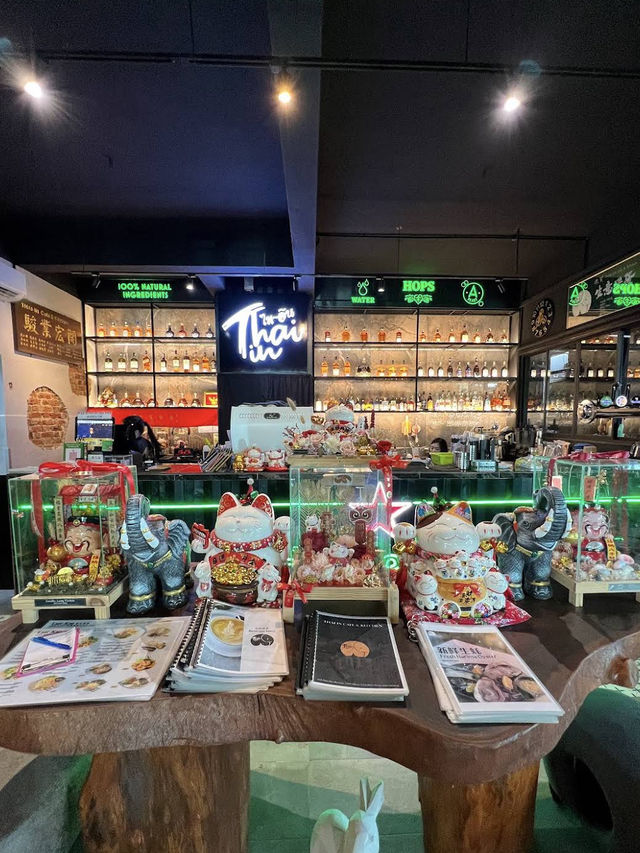 Thai-IN Cafe & Kitchen