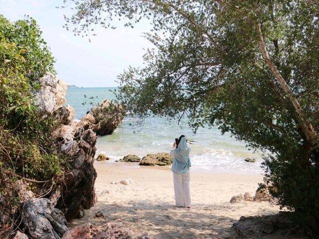 หาดลับระยอง หัวแหลมปากคลองแกลง