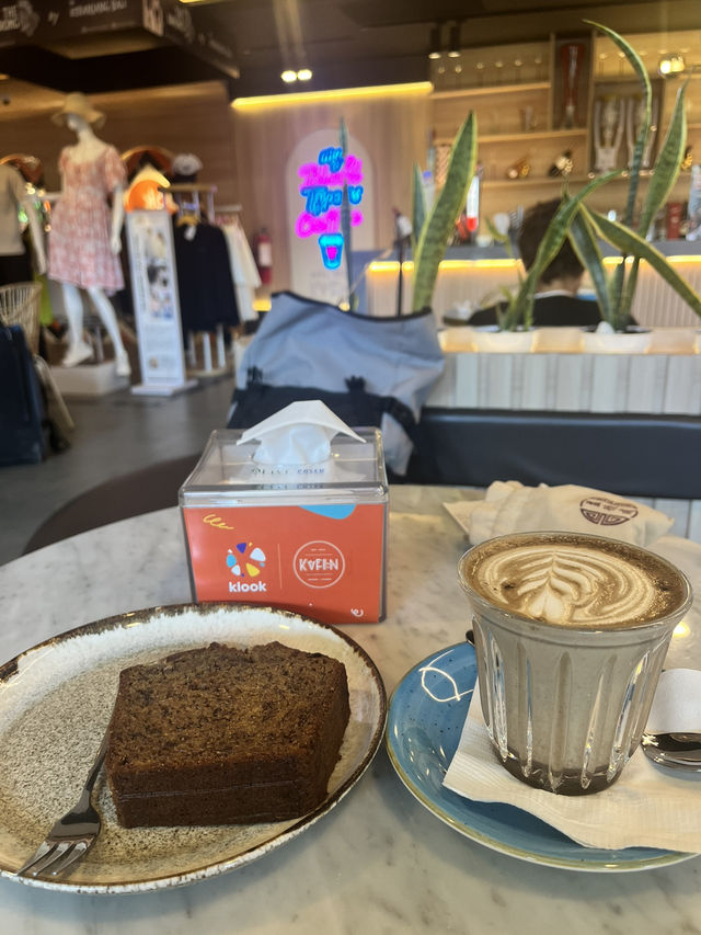 Kafi:n Café at Bali Airport — A Warm Welcome in a Cup
