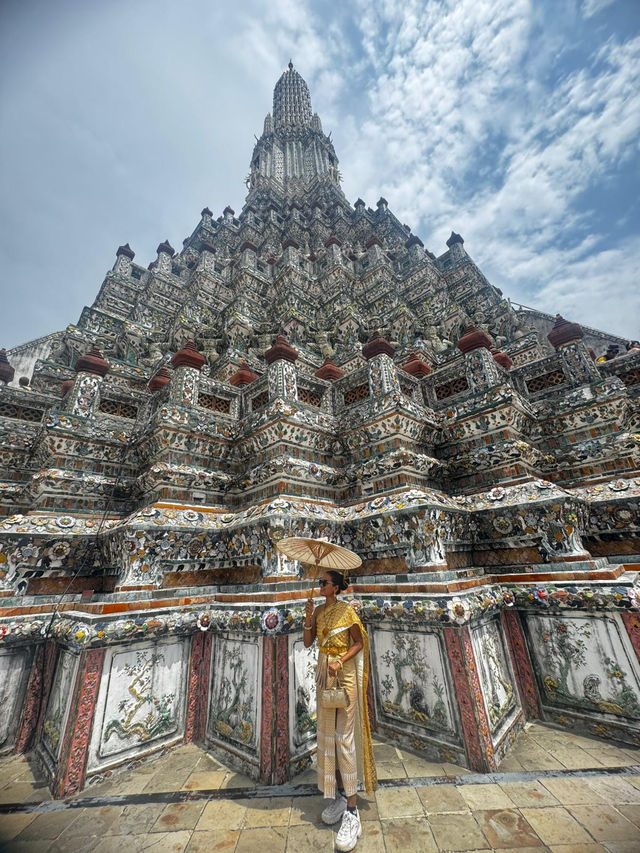 The Radiance of Wat Arun: Bangkok’s Temple of Light