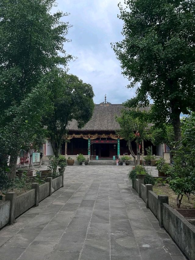 Wandering Through Langzhong China’s Hidden Gem in Sichuan