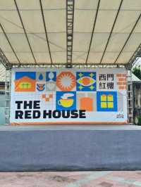 🤩RED HOUSE