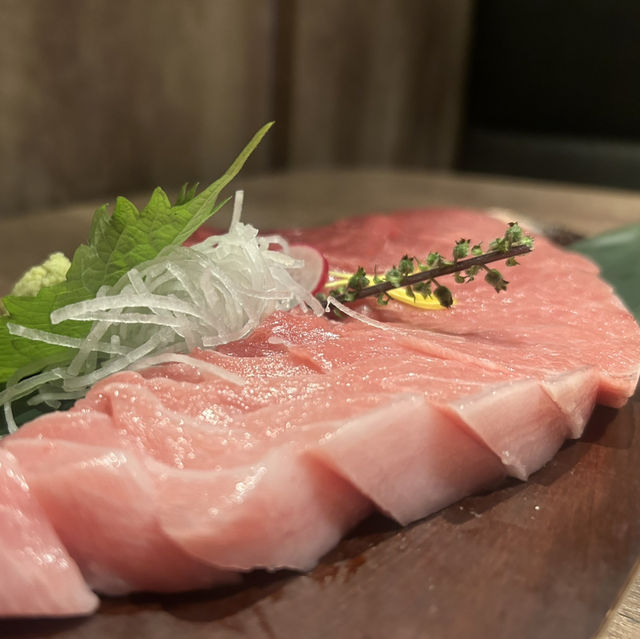 【秋葉原】マグロの断面食い⁉️美味すぎる海鮮居酒屋🐟
