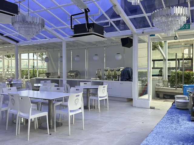 Sunset in the Glasshouse – Marina Putrajaya’s Hidden Gem