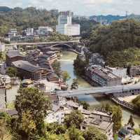 🚄✨ *Maglev to Fenghuang (凤凰磁浮观光快线): China’s Most Scenic Floating Train to an Ancient Town* 🏮🌉