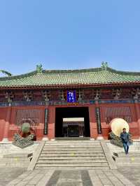 Through the Gate of Authority – Stepping into Kaifeng’s Ancient Core