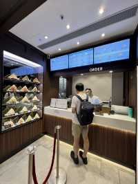 呢間以入口即溶可麗餅而聞名嘅甜品店 melt-in-your mouth crepes 大家一定要嚟試吓