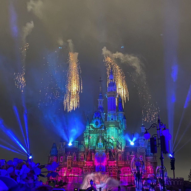 🎠🌈  Shanghai Disneyland  🏰  