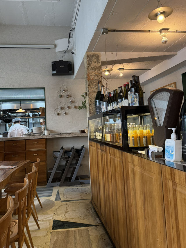RAC ร้านบรันช์สุดฮิตย่าน Anfu Rd. ที่ต้องมาเช็คอิน
