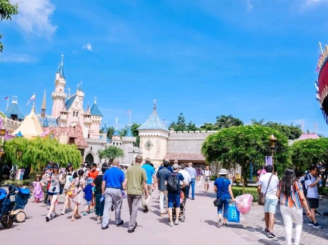 [🇭🇰香港] 夢と魔法の世界へ！香港ディズニーランド