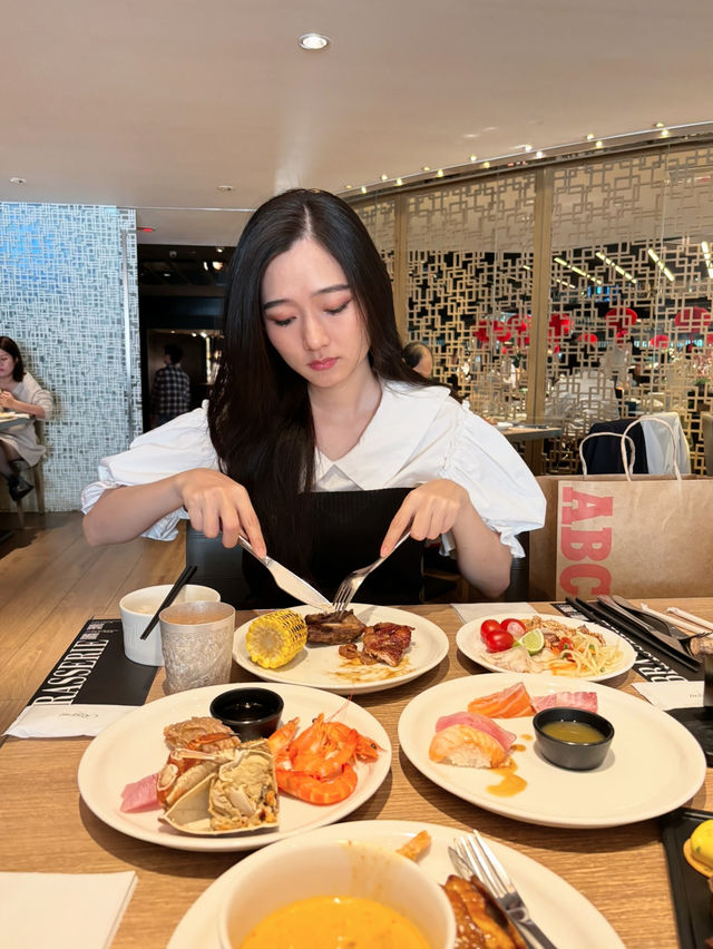 Brasserie บุฟเฟ่ต์อาหาร ที่ Regent Taipei hotel Brasserie บุฟเฟ่ต์อาหาร ที่ Regent Taipei hotel