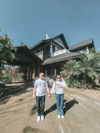 Governor's House: A Journey to the Past 🕰️