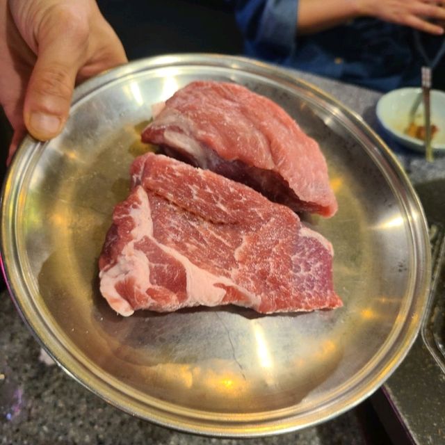 인천 부평역 고깃집)제줏간 - 제주감성 오지는 제주흑돼지 맛집 인천 부평역 고깃집)제줏간 - 제주감성 오지는 제주흑돼지 맛집