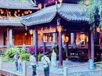 甘坑古鎮・書香氣息的沉浸之旅-二十四史書院|傳統國粹・川劇變臉的震撼瞬間