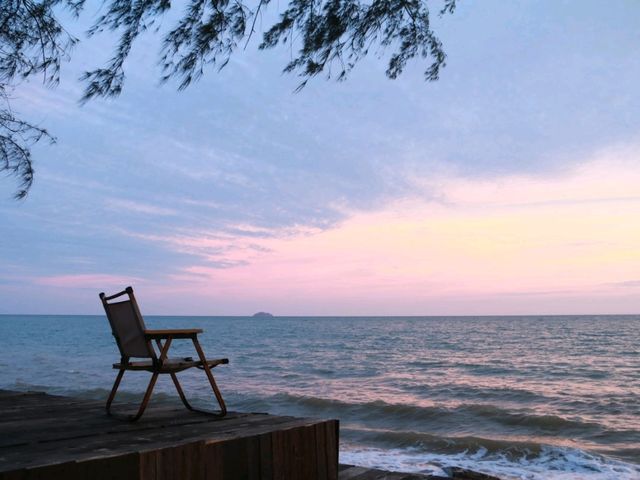 Holiday Specialty Coffee and Beach Bar