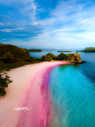 Western Australia's Pink Lake｜A Dreamy Pink Fairy Tale