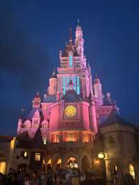 🏟️夢幻城堡的縈繞幻想 🏰✨ 香港迪士尼樂園