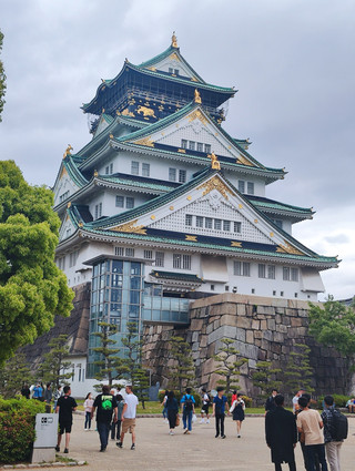 日本大阪城 | 大阪必去嘅標誌性地標之一。