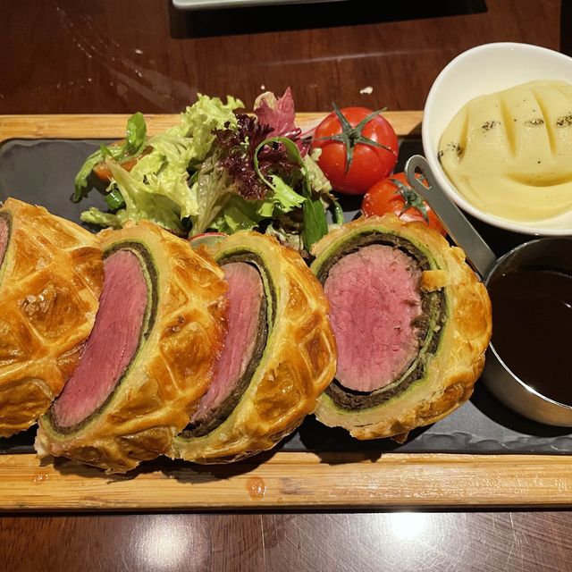 Gordon Ramsey- Bread Street kitchen- Sanya 