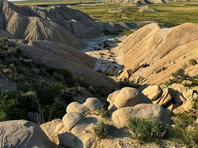 🏜️ Toadstool Geologic Park – Nebraska’s Hidden “Badlands” Wonderland 🏜️ Toadstool Geologic Park – Nebraska’s Hidden “Badlands” Wonderland