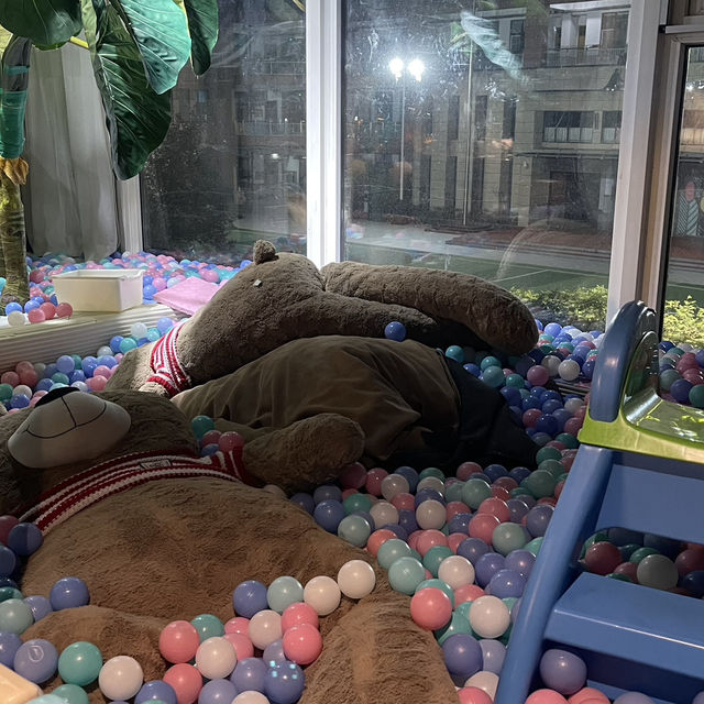  HeSu Hidden Art Hotel & Suites 