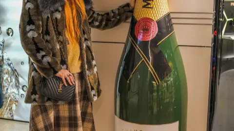 ทัวร์ชมแชมเปญ Moët & Chandon — traveler post in Epernay