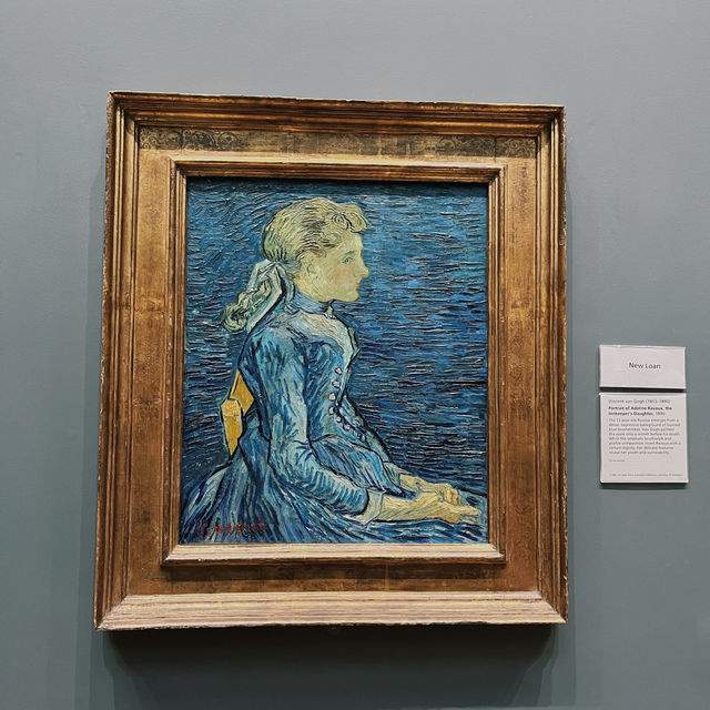 London’s Heartbeat: Trafalgar Square and Artful Escapes
