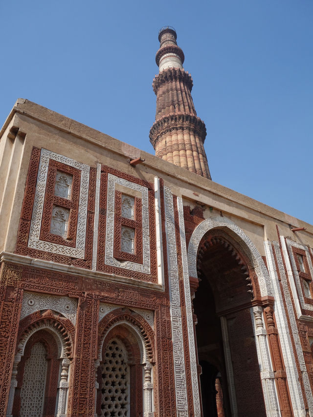 🏛️ Qutub Minar: A Towering Legacy in Delhi
