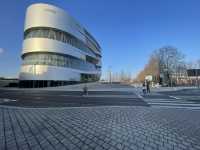 Mercedes Benz Museum - the legend
