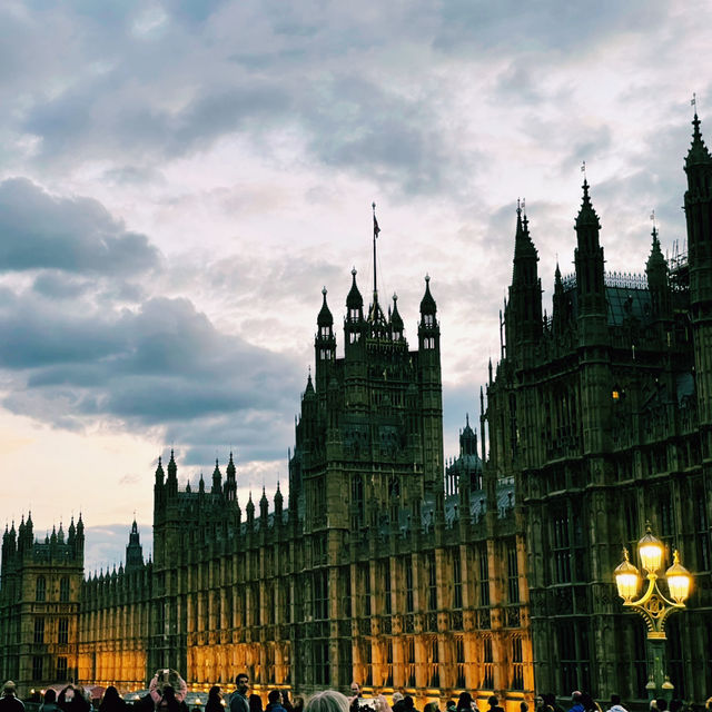 🌙✨ London by Moonlight: A Magical Night Stroll from Westminster to the London Eye 🎡🇬🇧