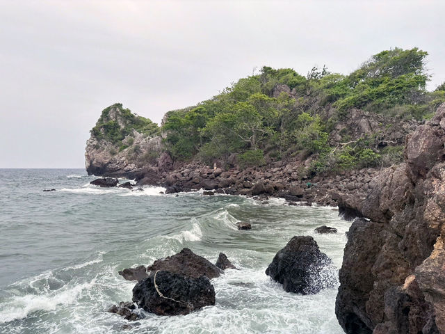 Hidden gem: a temple by the beach